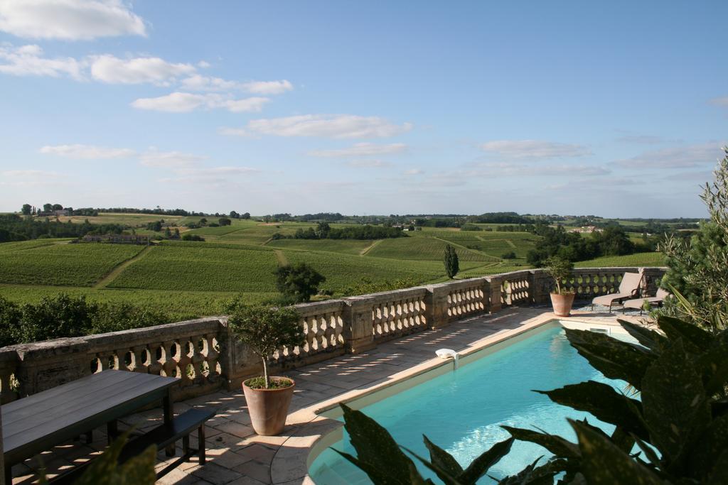 Chateau De La Grave Bourg-sur-Gironde Екстериор снимка